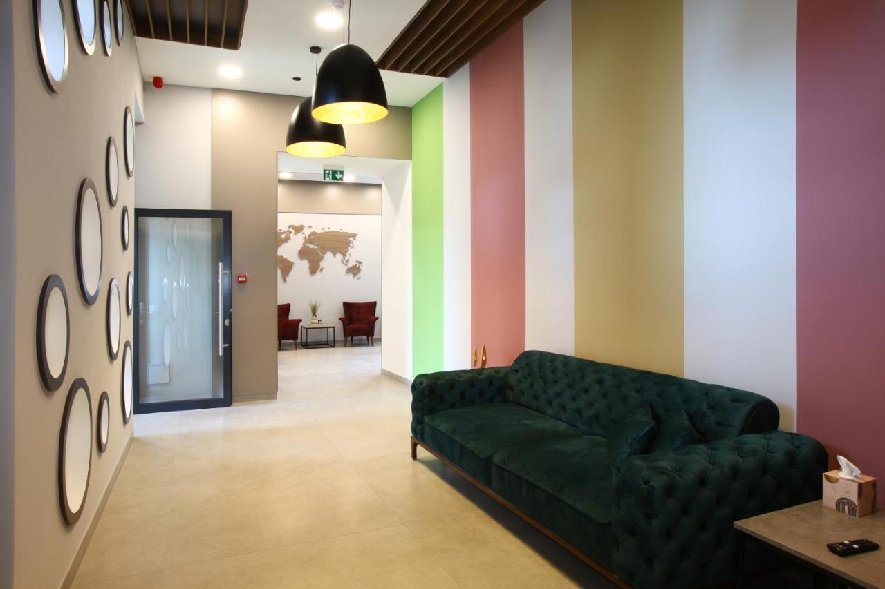 Hotel Etna Gracanica  Экстерьер фото